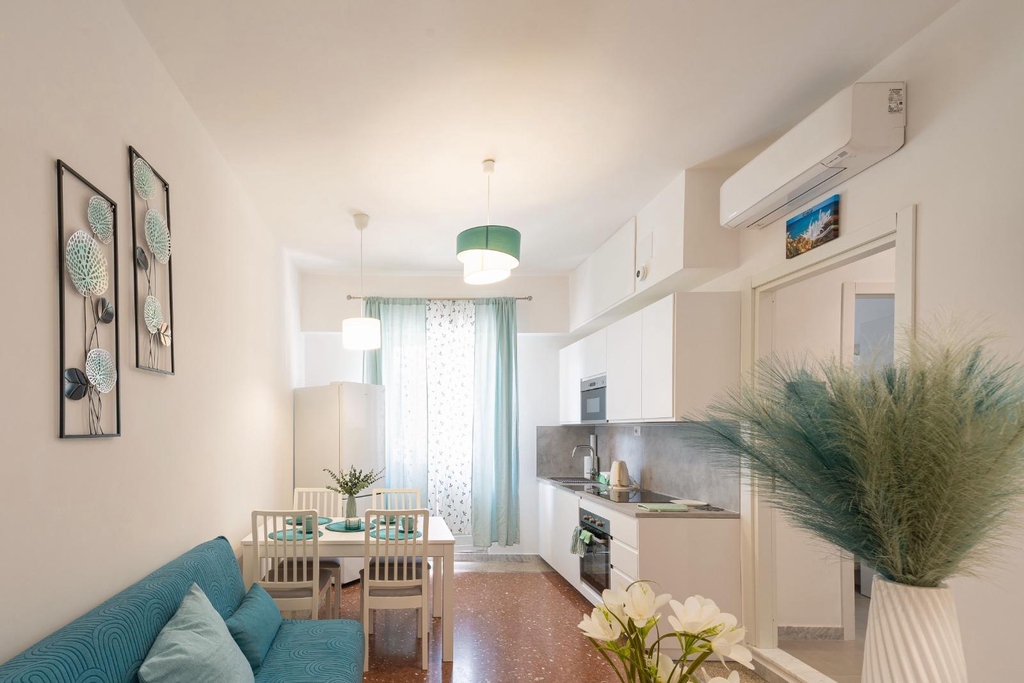 Salone con angolo cottura